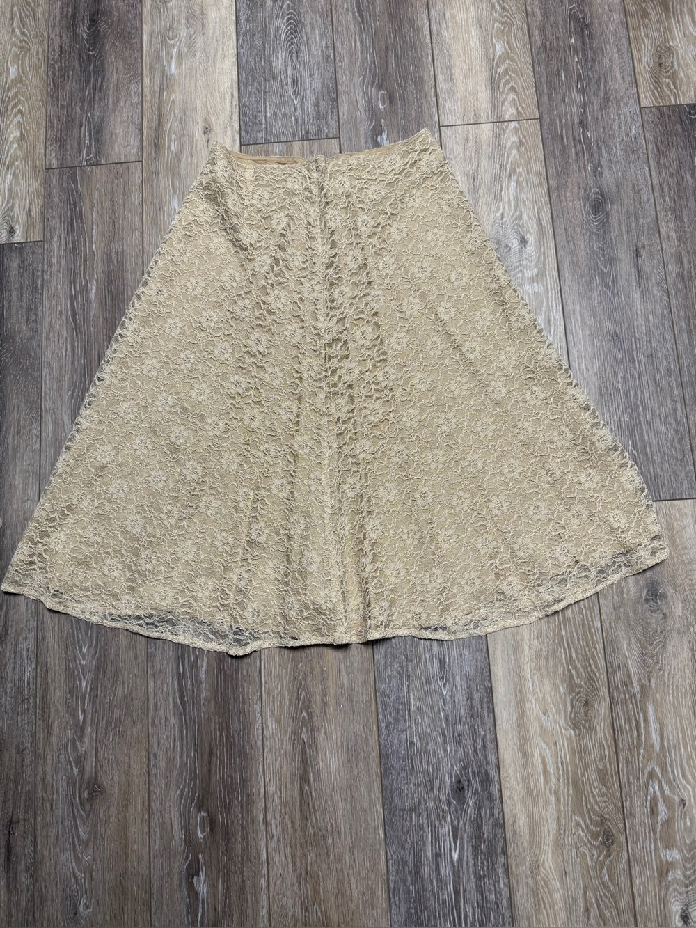 Bloomingdale's Tan Lace Circle Skirt with gold sparkling ✨ - Picture 4 of 8